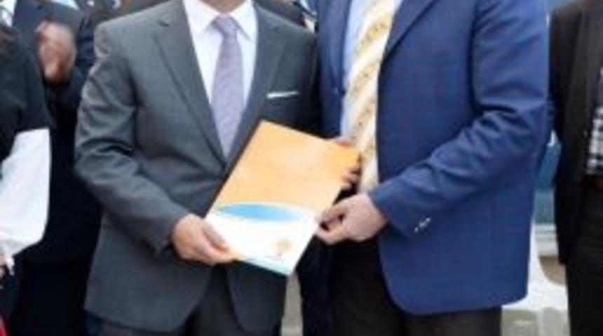 Ak Parti&rsquo;de Son G&uuml;n Yoğunluğu