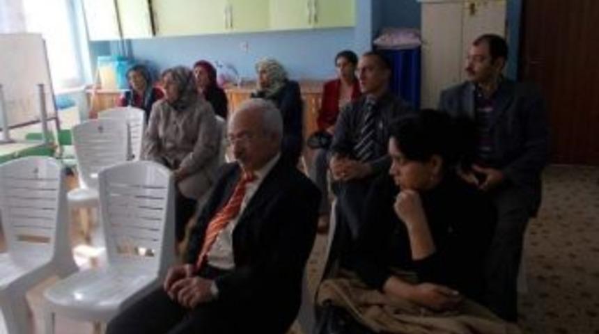 G&ouml;lbaşı 1 Nisan Anaokulu Seminer Verdi