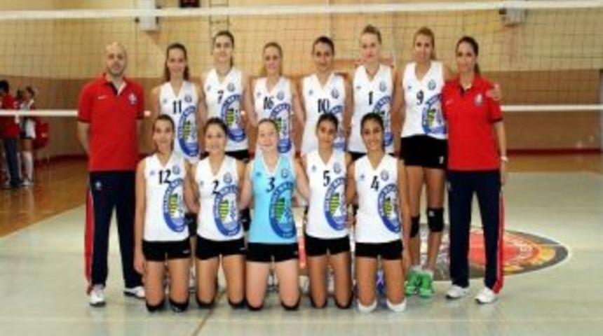 Sultanlar, Lideri Ağırlıyor