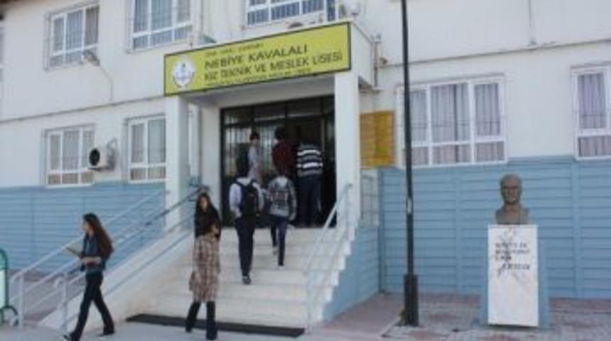 &Ccedil;andarlı Limanı'na Lojistik Uzmanları Yetişiyor