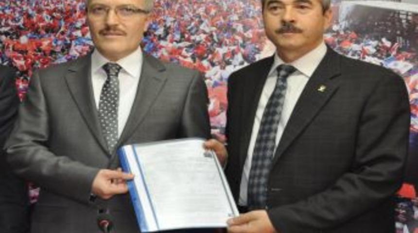 Başhekim Kafaoğlu AK Parti'den Aday Adaylığını A&ccedil;ıkladı