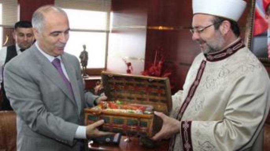 Diyanet İşleri Başkanı G&ouml;rmez, Giresun Valisi Karahan'ı Ziyaret Etti