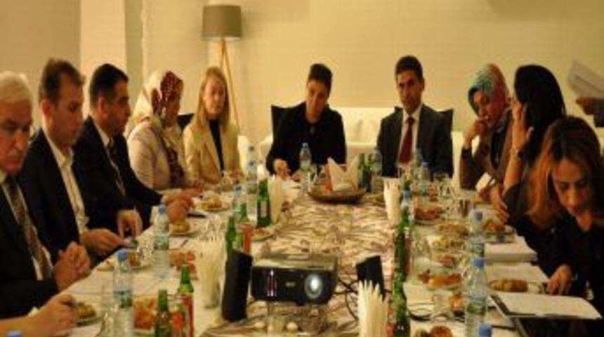 Siirt'te 'G&ouml;n&uuml;l El&ccedil;ileri' Projesinin Ikinci Basamağı Yapıldı