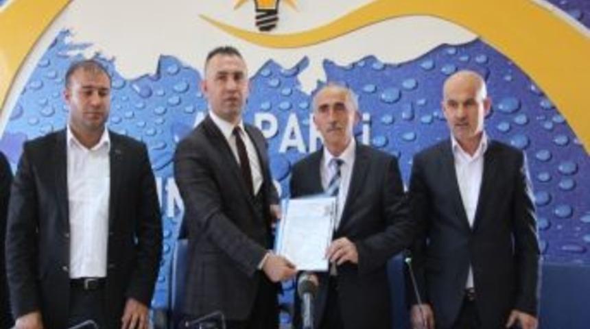Yal&ccedil;ın, D&uuml;venci Belediye Başkanlığına Aday