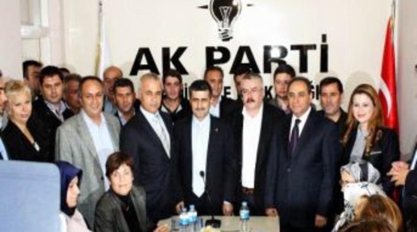 Edremit Ak Parti&rsquo;de Aday Adayları Heyecanı