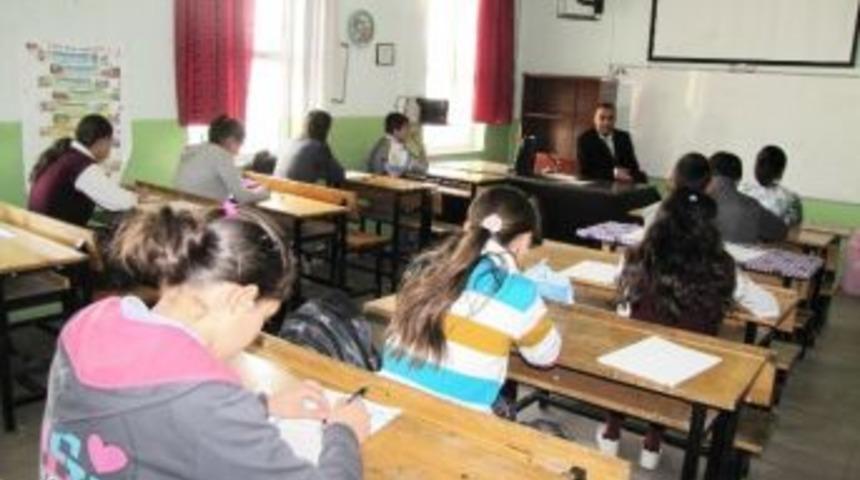 Hisarcık&rsquo;ta Orta&ouml;ğretime Ge&ccedil;iş Ortak Deneme Sınavı Yapıldı