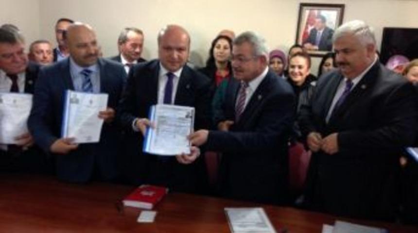 &Ccedil;aycuma&rsquo;da Belediye Başkanları Aday Adaylıklarını Topluca A&ccedil;ıkladılar