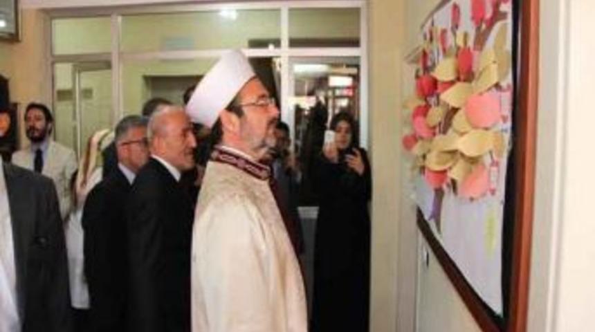 Diyanet İşleri Başkanı G&ouml;rmez: Evlerimizi Harabeye D&ouml;n&uuml;şt&uuml;rmeyelim