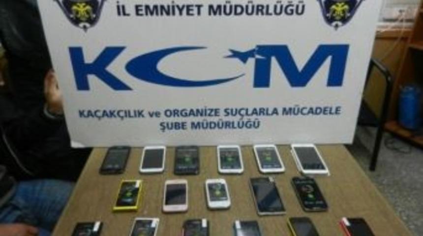 Karab&uuml;k&rsquo;te 17 Ka&ccedil;ak Telefon Ele Ge&ccedil;irildi
