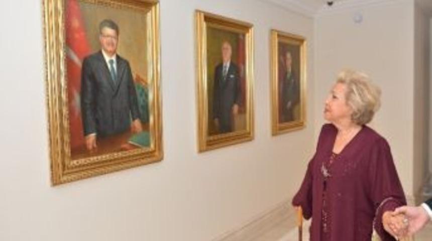 Eski Cumhurbaşkanlarının Yağlıboya Portreleri &Ccedil;ankaya K&ouml;şk&uuml;&rsquo;ndeki Yerini Aldı