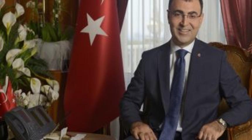 Vali Toprak&rsquo;tan Medyaya &Ccedil;ağrı: İzmirliler EXPO I&ccedil;in Desteğinizi Bekliyor