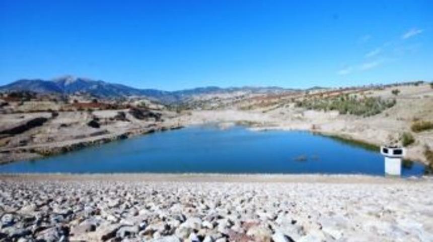 Gediz G&ouml;leti&rsquo;nde Su Tutmaya Başlandı