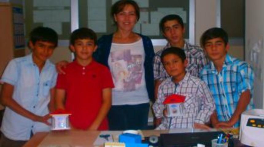 Kumbaralarında Iki Katarakt Ameliyatı Parası Biriktirdiler