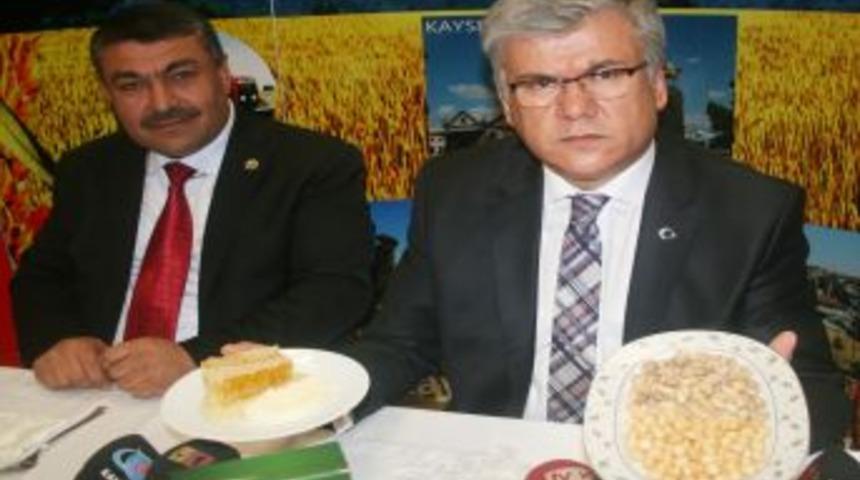 Tarım Kredi Kooperatifleri 1 Milyon 100 Bin &Ccedil;ift&ccedil;i Ortağına Hizmet Veriyor