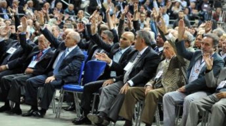 Fenerbah&ccedil;e Olağan&uuml;st&uuml; Genel Kurul Toplantısı Başladı