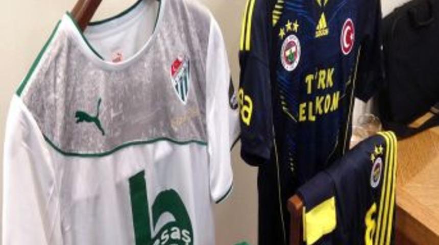 Bursaspor, Şampiyonluk Formasıyla Fenerbahçe'nin Karşısına Çıkıyor