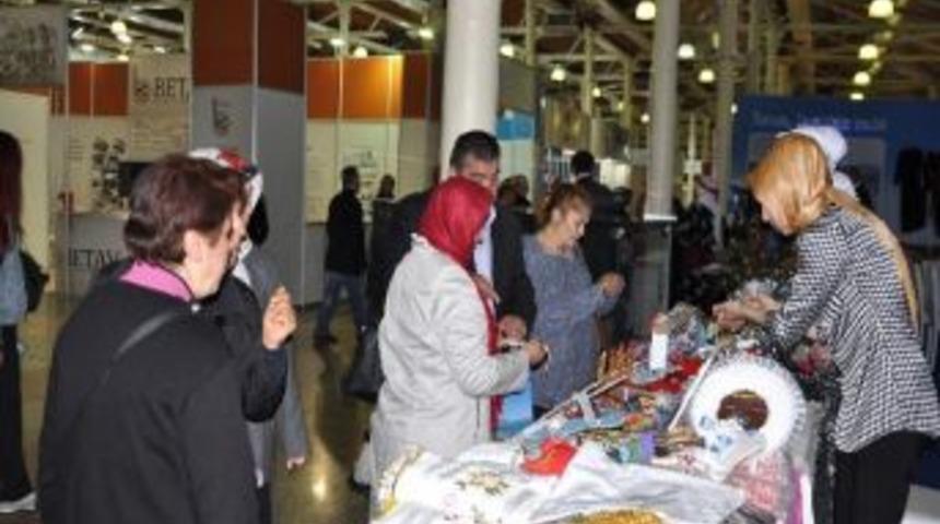 Tatvan Standına Yoğun İlgi