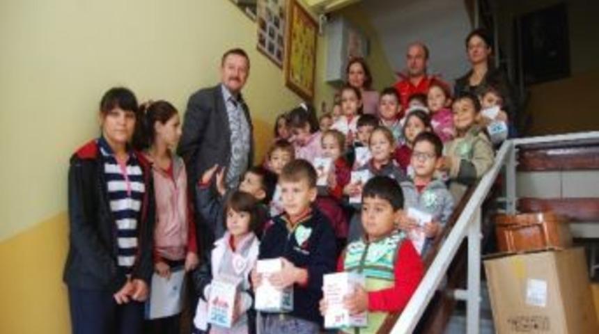 &Ouml;ğrenciler Kızılay Yurdunu Ziyaret Etti