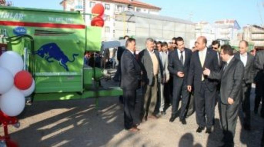 334 Çiftçiye Makine Ekipmanı Dağıtıldı