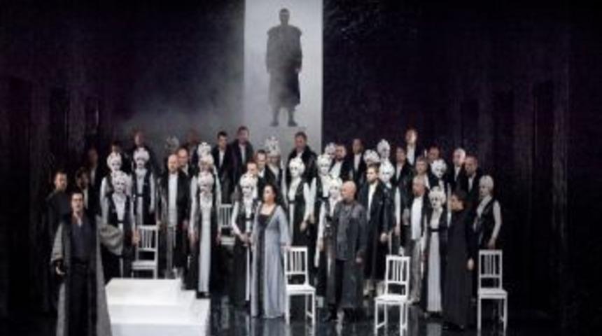 &ldquo;macbeth&rdquo; Son Kez Sahnede