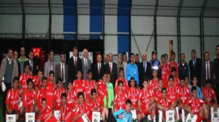 Iğdır'da Doğudan Y&uuml;kselen Umutlar Projesi Amacına Ulaştı