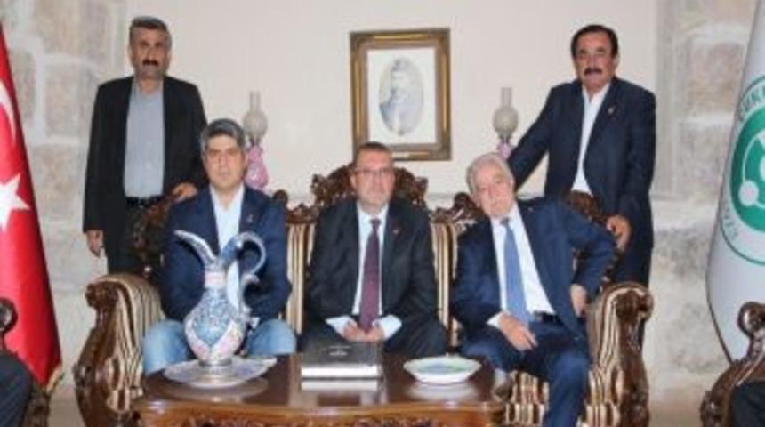 Aldırmaz Ramazanoğlu Konağı&rsquo;nda Konferans Verdi