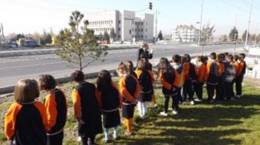 G&uuml;lbah&ccedil;esi&rsquo;nde Uygulamalı Trafik Eğitimi