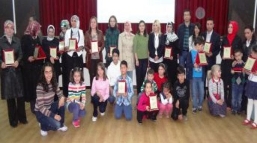 Veliler Kitap Okuma Sınavında Ter D&ouml;kt&uuml;