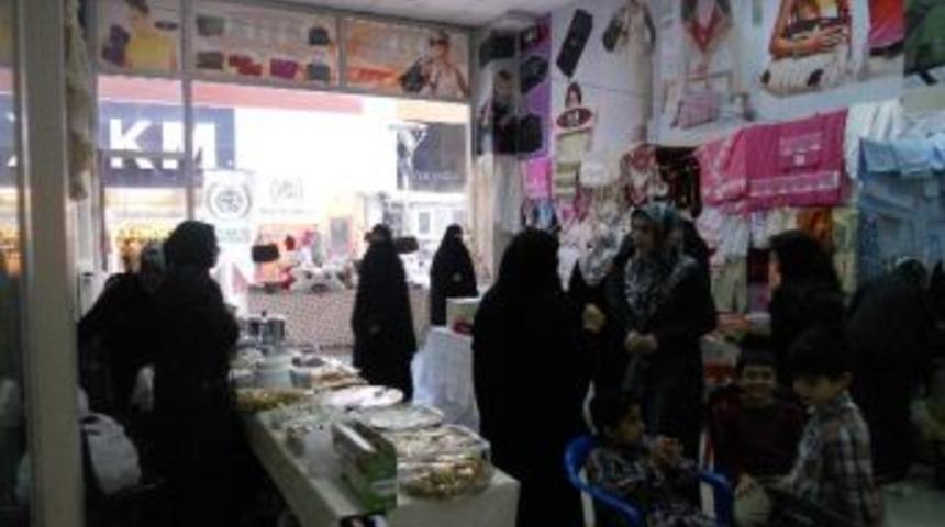 Elazığ&rsquo;daki Yetimler İ&ccedil;in Yardım Kermesi D&uuml;zenlendi