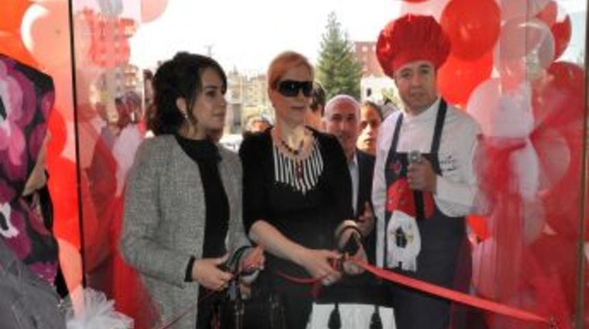 Oktay Usta Midyatlılarla Buluştu