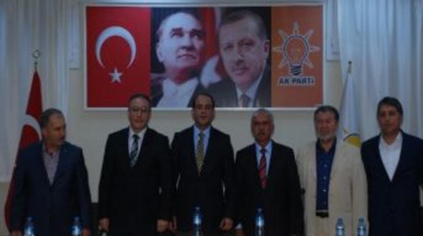 Ak Parti'den 5 Kişi Kırıkhan Belediye Başkanlığı İ&ccedil;in Aday Adayı Oldu