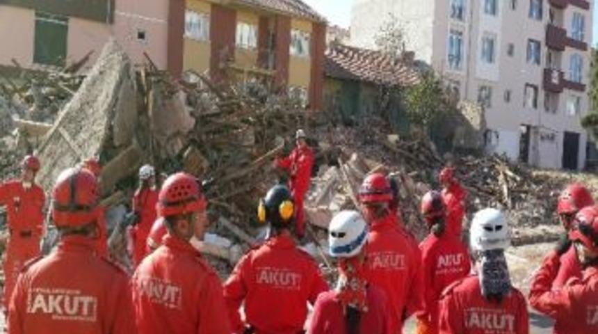 Akut&rsquo;tan &lsquo;enkaz Tatbikatı&rsquo;