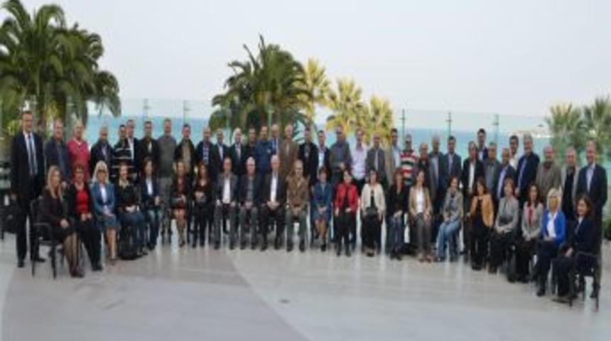 İzmir B&uuml;y&uuml;kşehir Belediye Y&ouml;netimi, Yatırım Hedefleri I&ccedil;in Toplandı