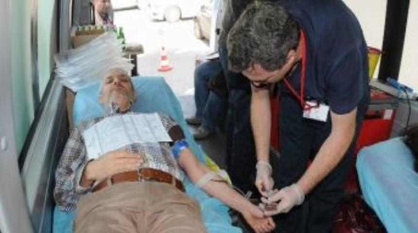 Gen&ccedil; Memur-sen'den Kan Bağış Kampanyası