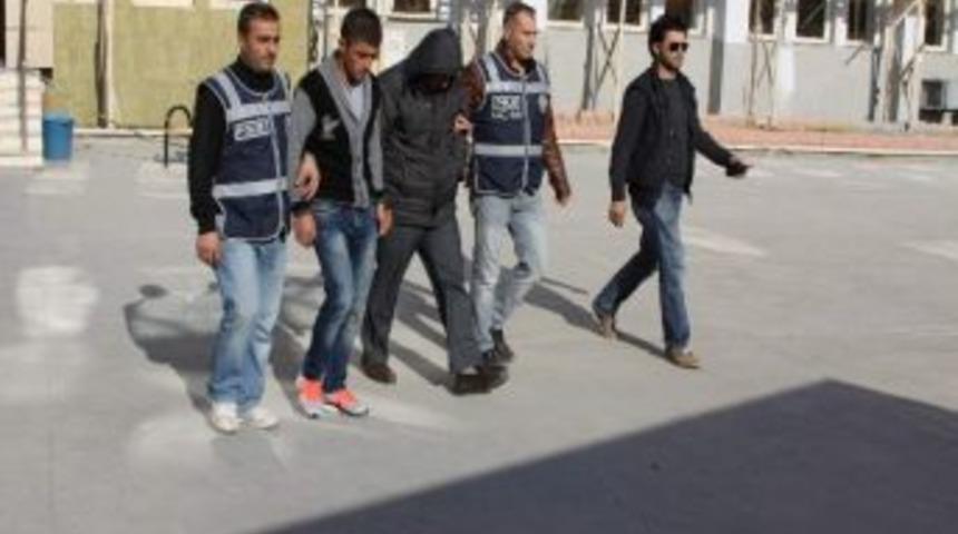 Gaziantep'te 402 Kilo Esrar Ele Ge&ccedil;irildi