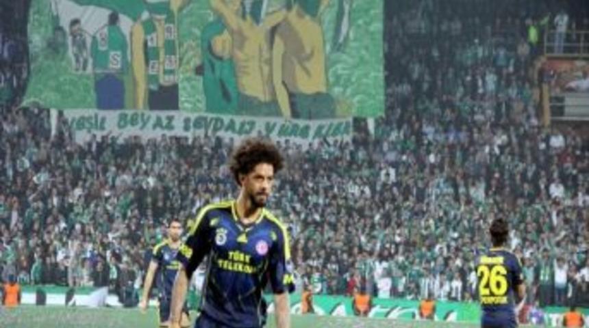 Bursaspor - Fenerbah&ccedil;e Ma&ccedil;ı 1-0 Devam Ediyor