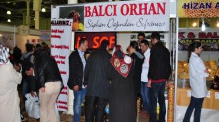 İstanbul&rsquo;daki Bal Satışları Bitlisli Balcıları Memnu Etti