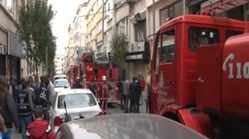 Alevlerden Ka&ccedil;arken 5. Kattan D&uuml;şt&uuml;