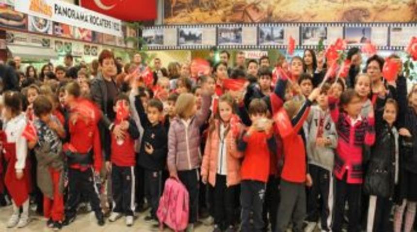 Afyon Otogarında 'Panorama Kocatepe 1922' A&ccedil;ıldı