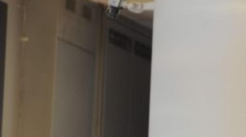 Havalimanında Kamera Tepkisi