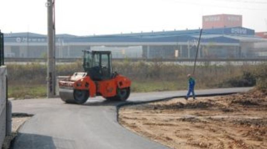 Kartepe Kızılcıklık Mahallesi'nde Asfalt &Ccedil;alışması