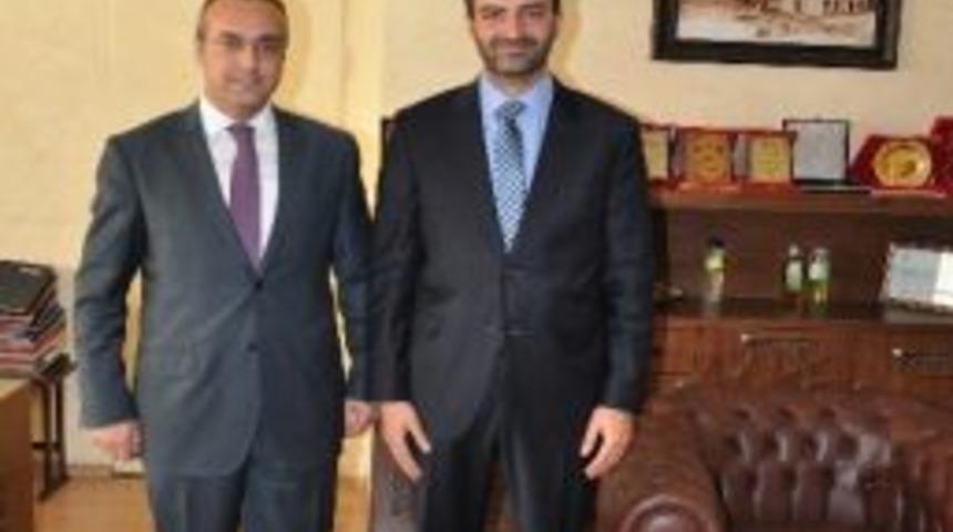 Ali Sinanoğlu Nusaybin Kaymakamı Abdulhalin Can'ı Ziyaret Etti