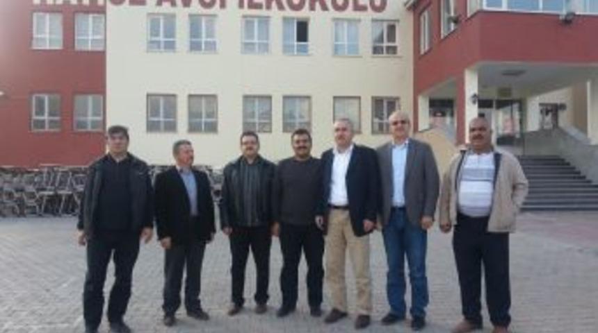 Şahika&rsquo;dan, Hakk&acirc;ri&rsquo;deki Kardeş Okula Ziyaret