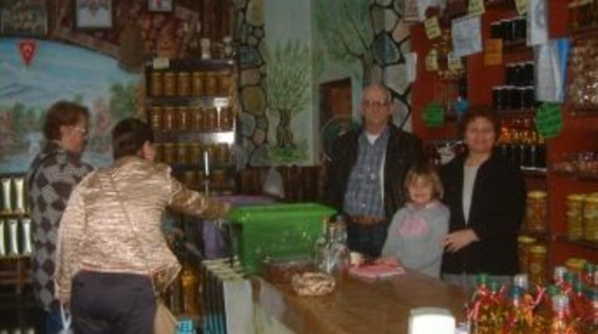 K&ouml;yl&uuml;lere &Ouml;rnek Oldu, &Uuml;r&uuml;nleri İlgi G&ouml;rd&uuml;