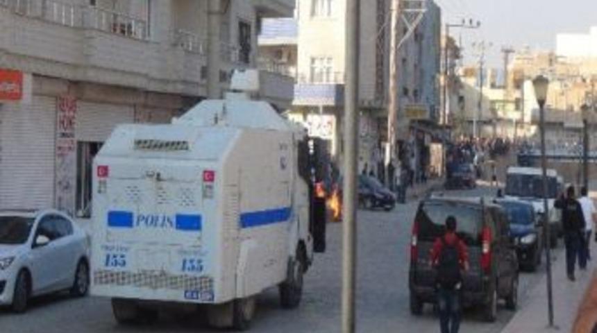 Bdp'li Belediye Başkanı Ayşe G&ouml;kkan'a Destek