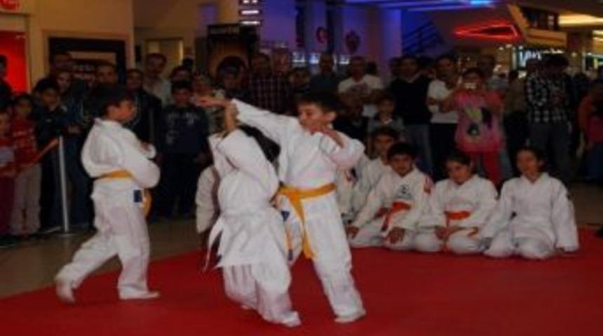 Spor Ve Sağlıklı Yaşam Şenliği