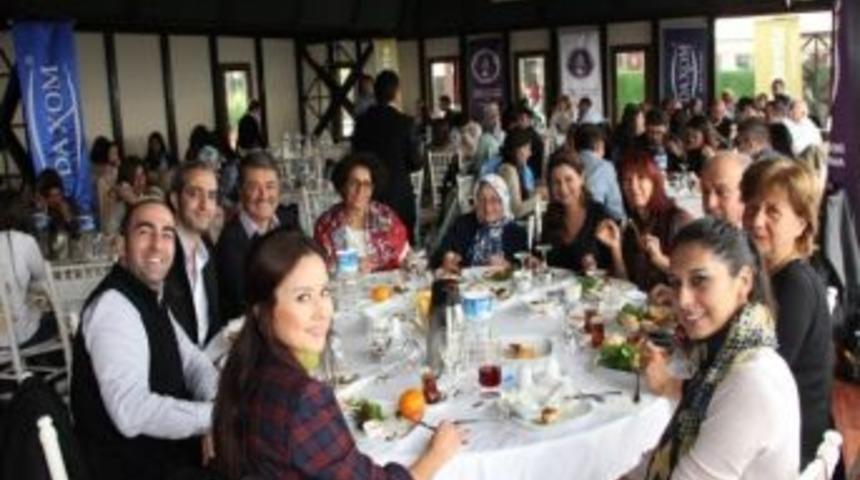 İstanbul&rsquo;da Aydınlı &Ouml;ğrenciler İ&ccedil;in Etkinlik D&uuml;zenledi