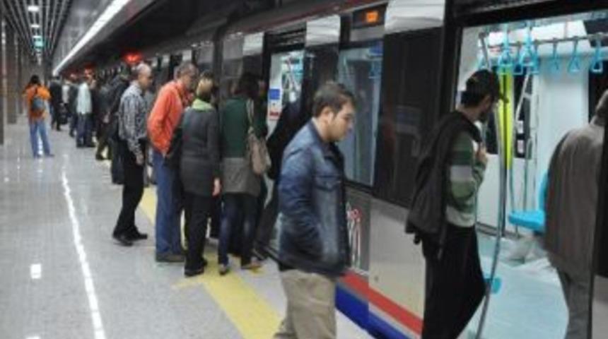 Marmaray Pazar G&uuml;n&uuml; Rekor Kırdı