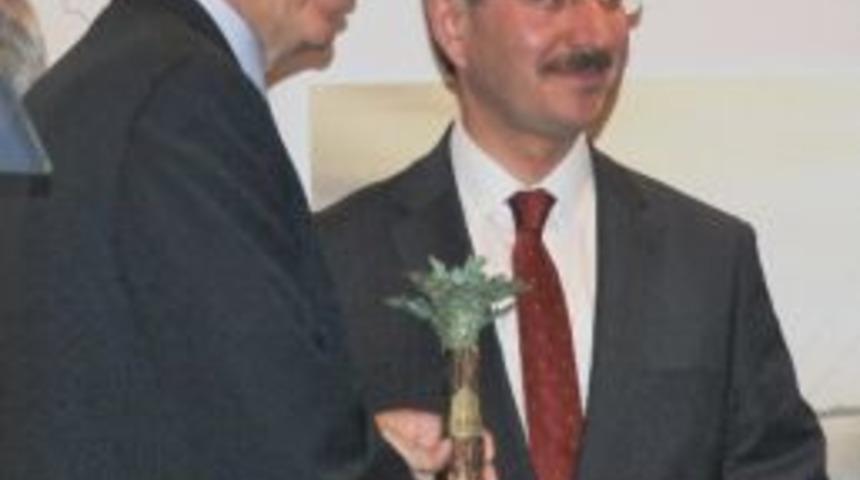 Başkan D&uuml;ndar'a Rakip &Ccedil;ıkmadı