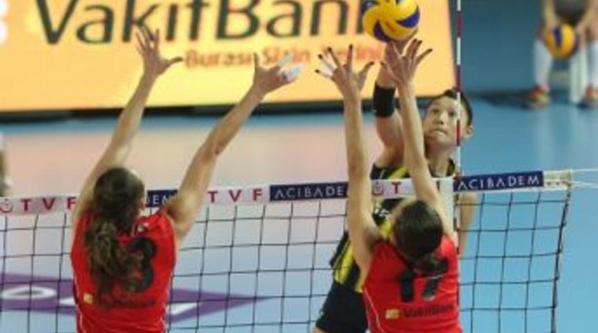 Vakıfbank: 3 &ndash; Fenerbah&ccedil;e: 0